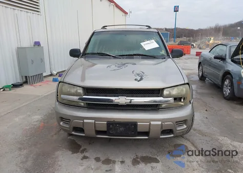 2002 Chevrolet Trailblazer Ls from USA, damaged, VIN 1GNDT13S122363773
